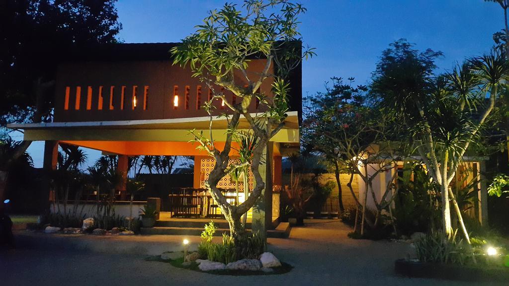 Kampoeng Nelayan Hotel Палу Екстер'єр фото